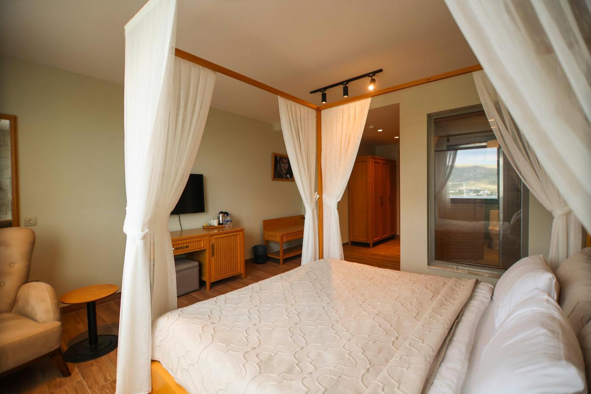 Marin Alacati Hotel Buitenkant foto